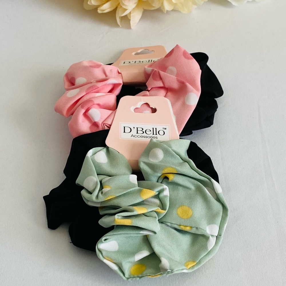 Ladies Scrunchies set of 4 assorted.  Brand new with tags by D’Bello.
